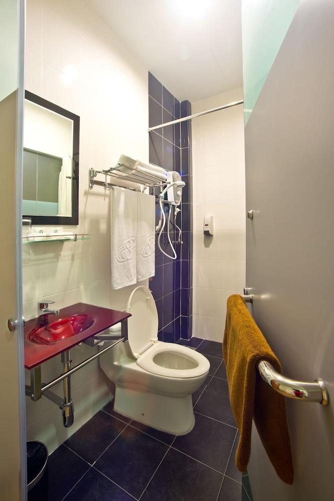 Hotel Zamburger Kempas - Previously 8 Days Boutique Hotel Skudai Extérieur photo
