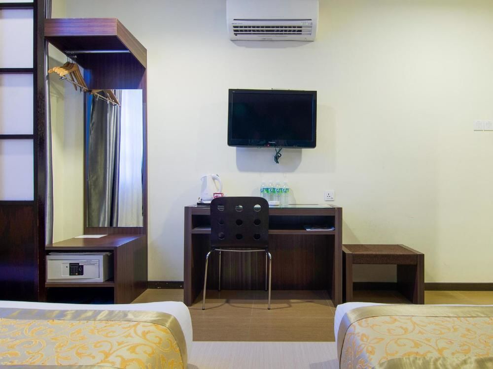 Hotel Zamburger Kempas - Previously 8 Days Boutique Hotel Skudai Extérieur photo