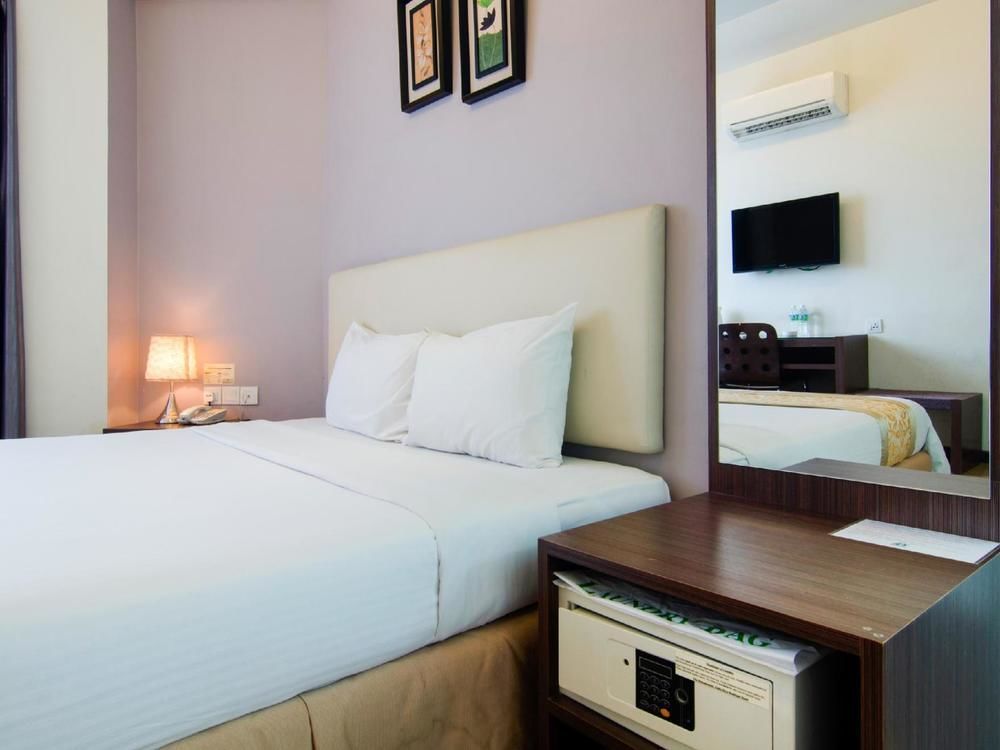 Hotel Zamburger Kempas - Previously 8 Days Boutique Hotel Skudai Extérieur photo