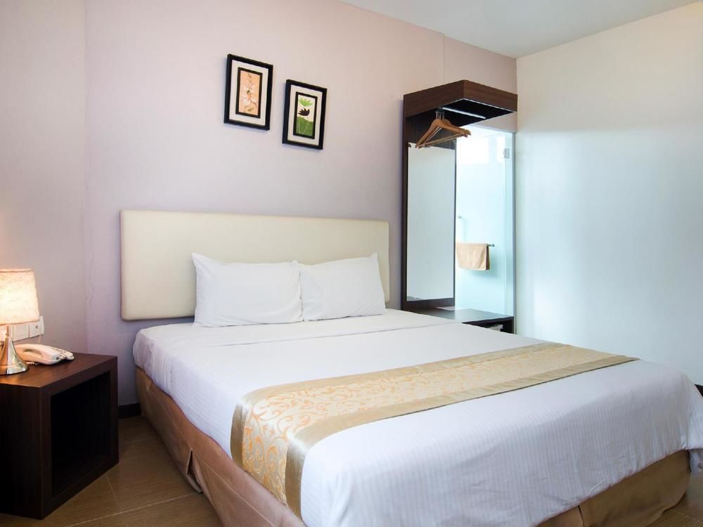 Hotel Zamburger Kempas - Previously 8 Days Boutique Hotel Skudai Extérieur photo